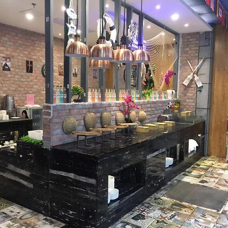 Days Inn Business Place Bagu Chongqing Exterior photo